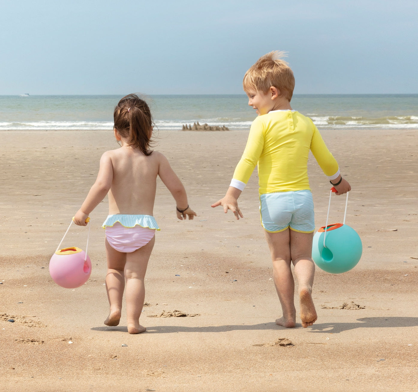 Mini Ballo No Spill Bucket | Banana Blue