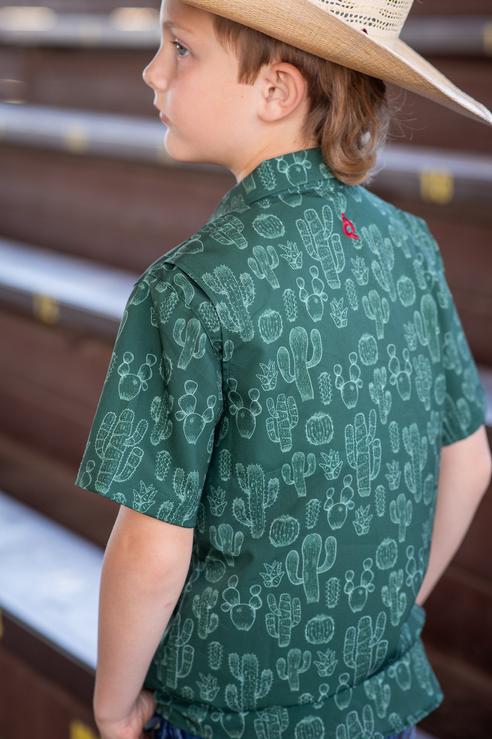 Short Sleeve Guayabera Shirt | Feliz Navidad