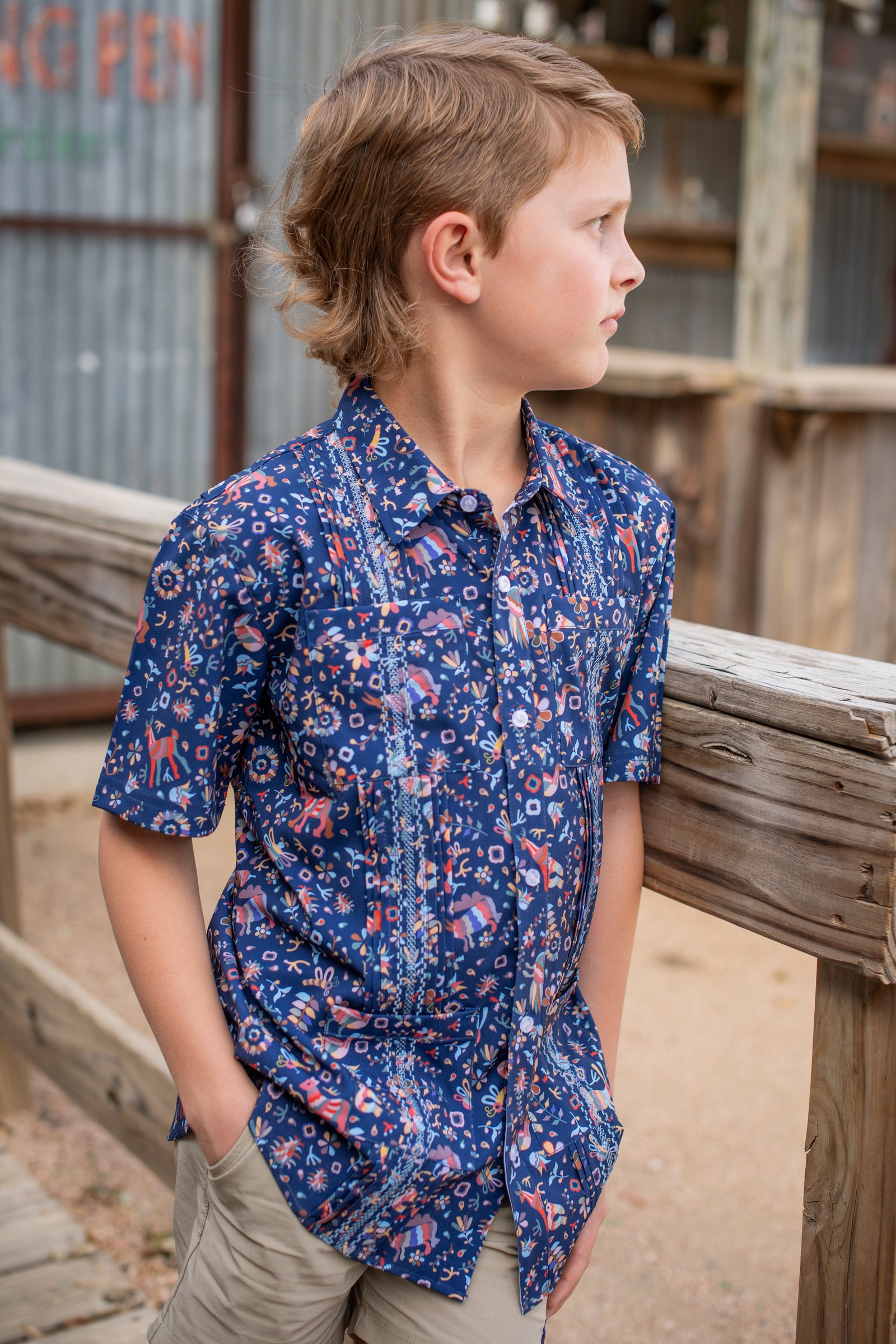 Short Sleeve Guayabera Shirt | Fall Otomi