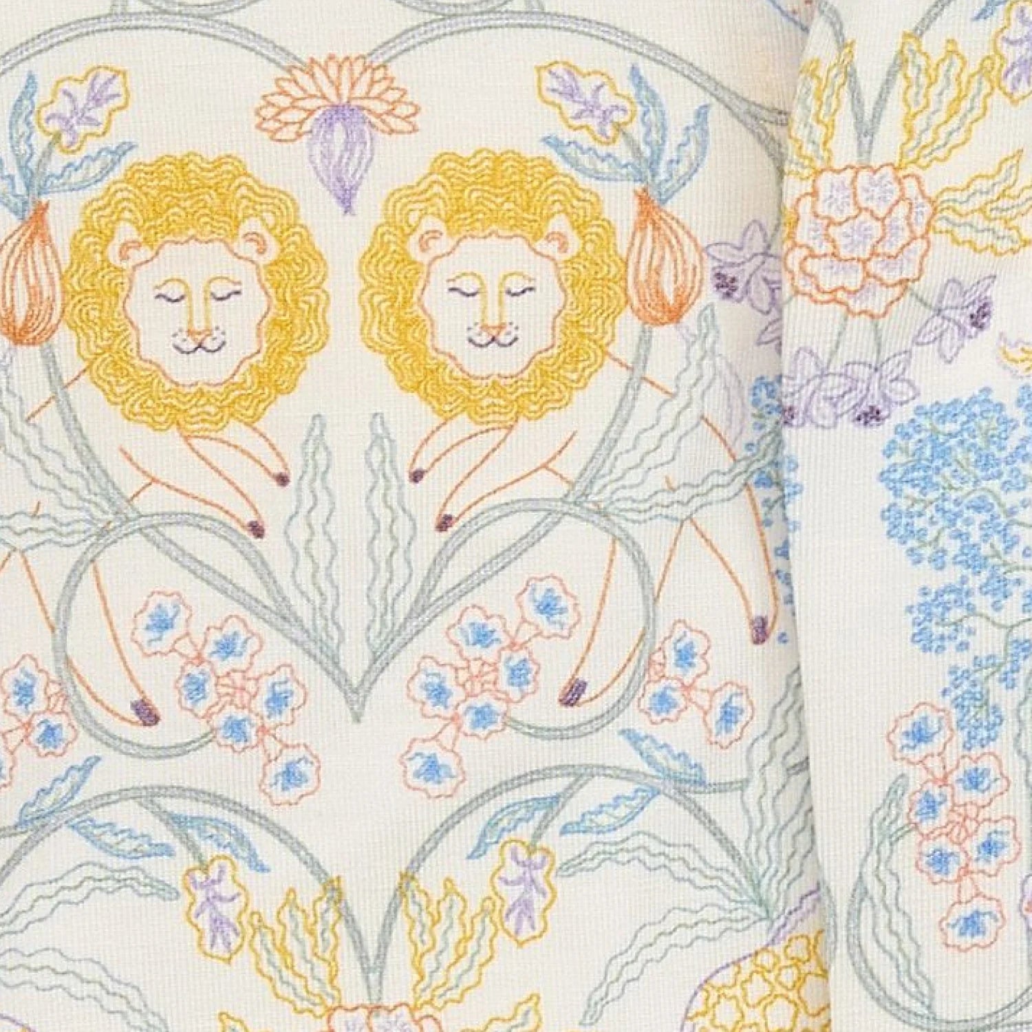 Nikki Menagerie Modal Magnetic Footie