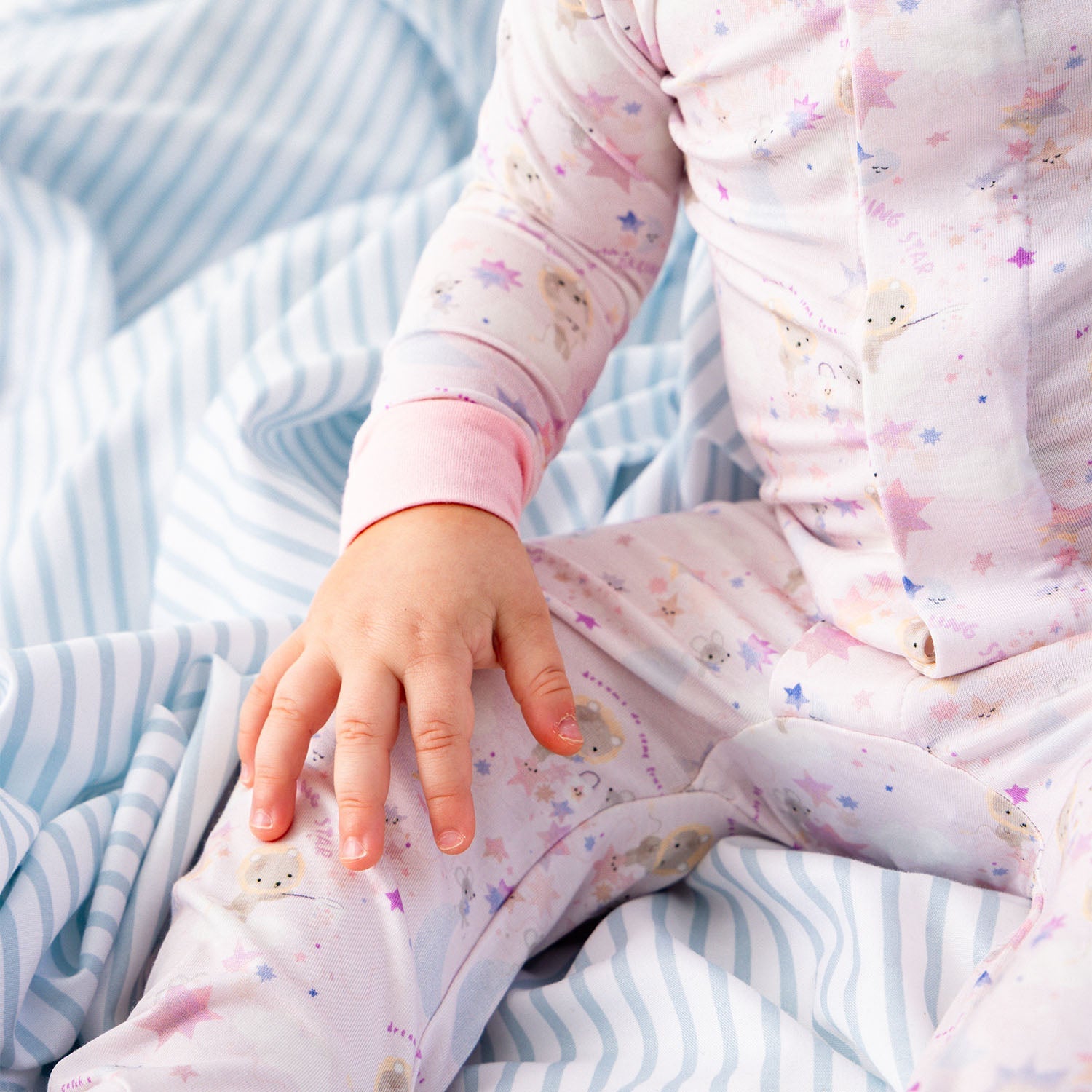 Star Catcher Modal Magnetic Footie