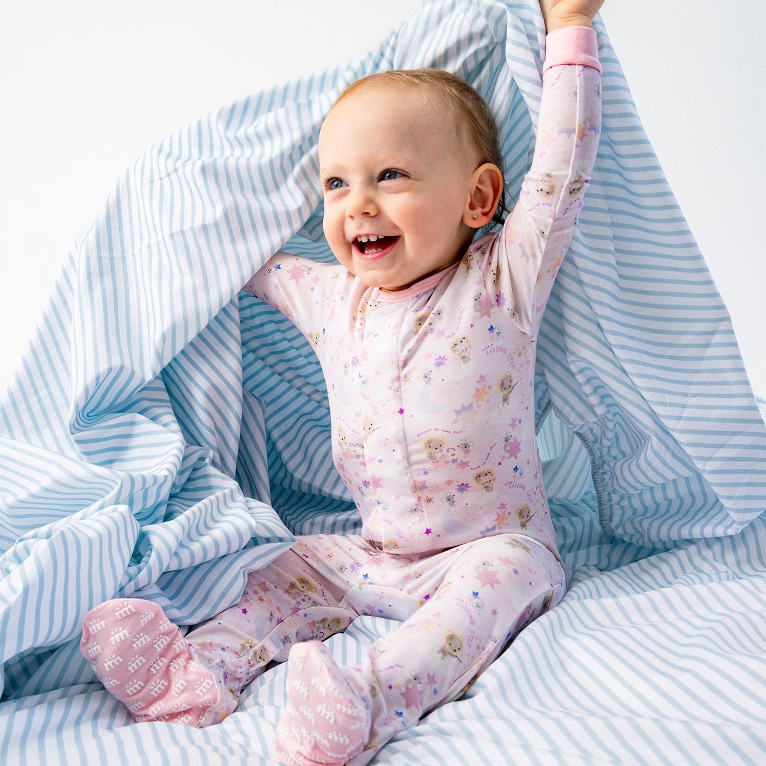 Star Catcher Modal Magnetic Footie