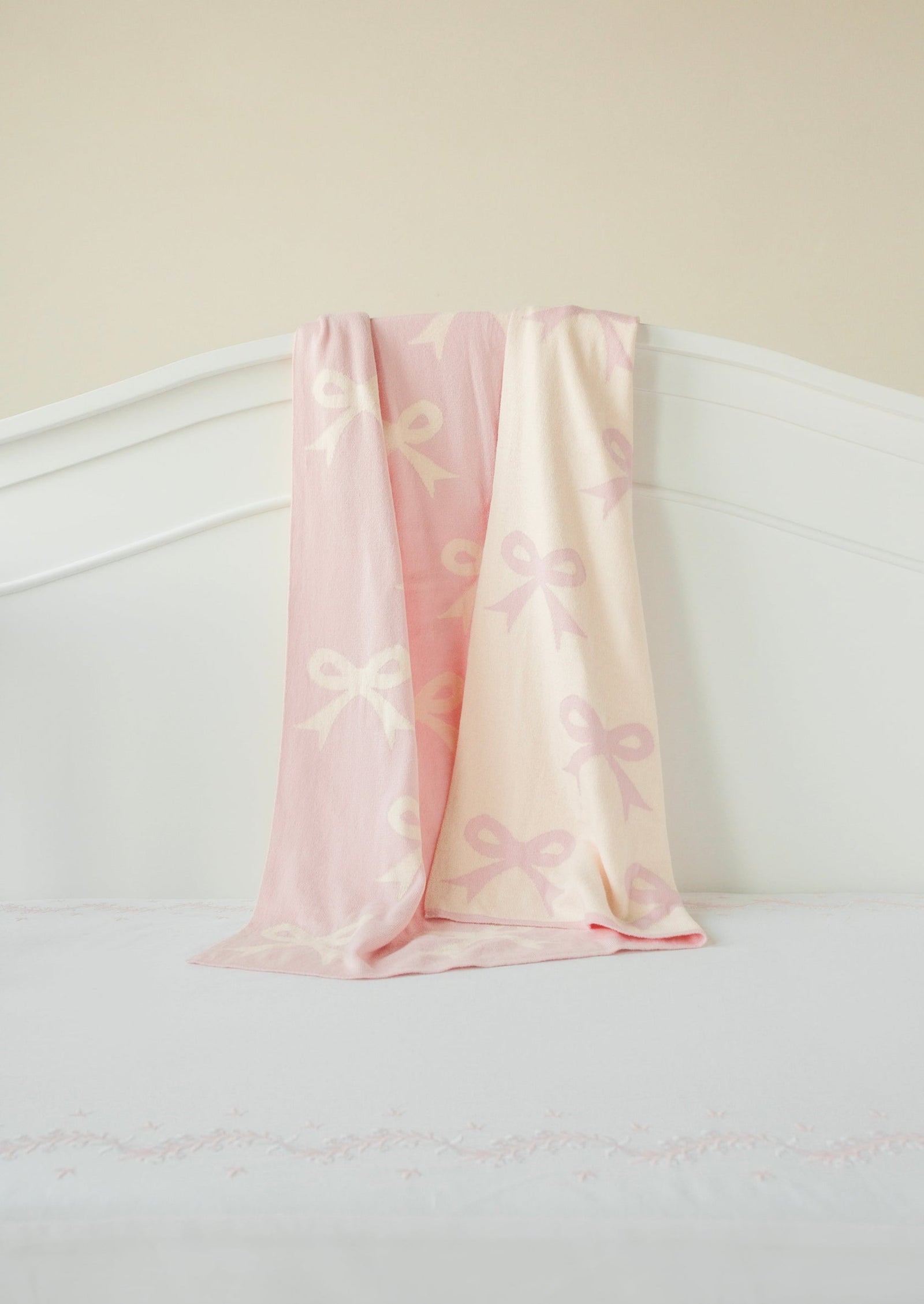 Nursery Blanket | Pink Bow
