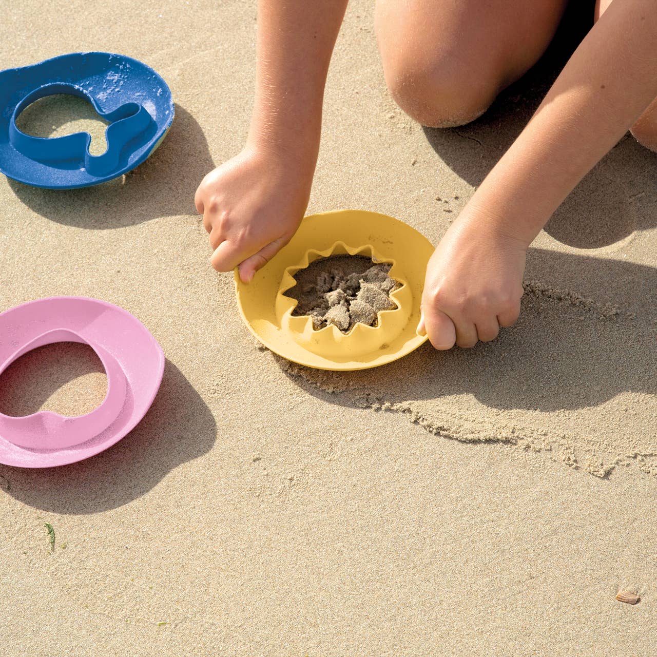 Magic Sand Shapers | Move, Tap, Lift and… Magic! | Assorted Shapes