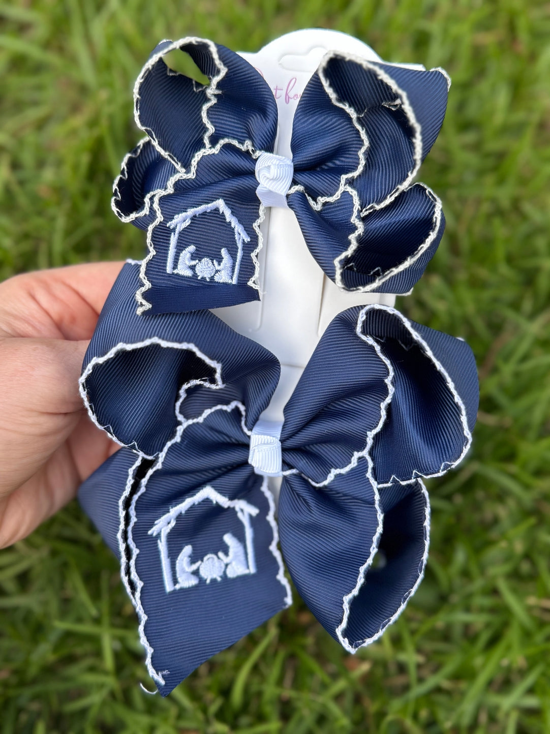 Navy Nativity Scene Moonstitch Grosgrain Hair Bow