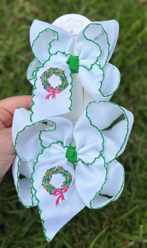 Christmas Wreath Moonstitch Grosgrain Hair Bow