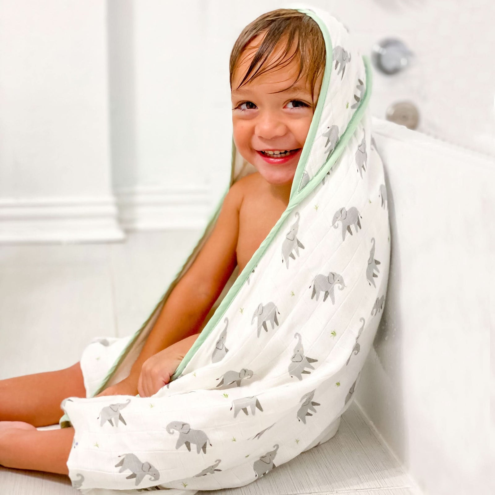 Hooded Towel Set | Elephant