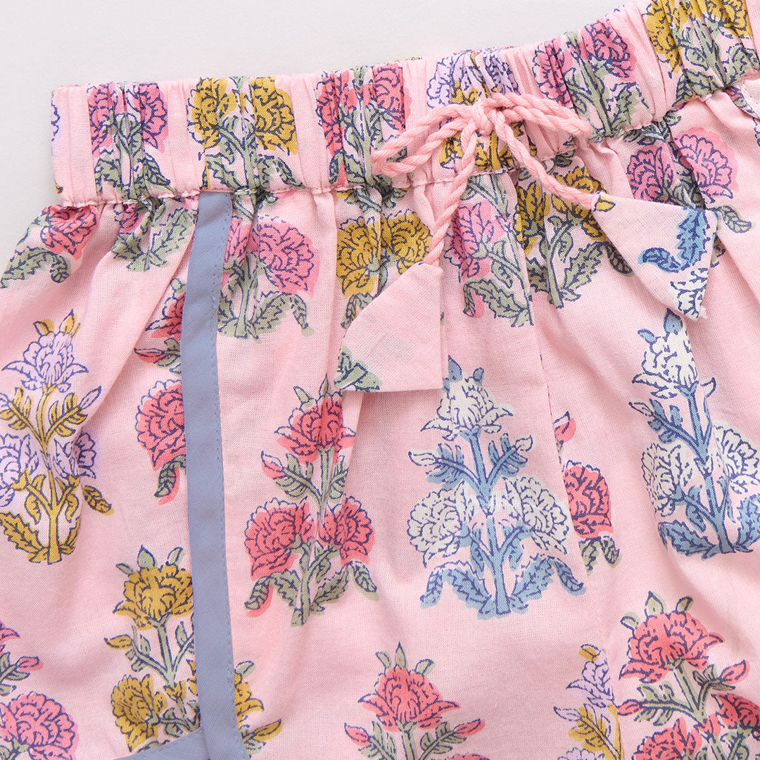 Millie Short | Small Pink Flowerette